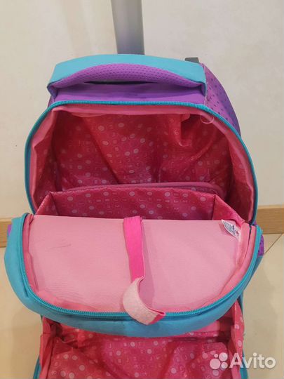 Детский рюкзак на колесах