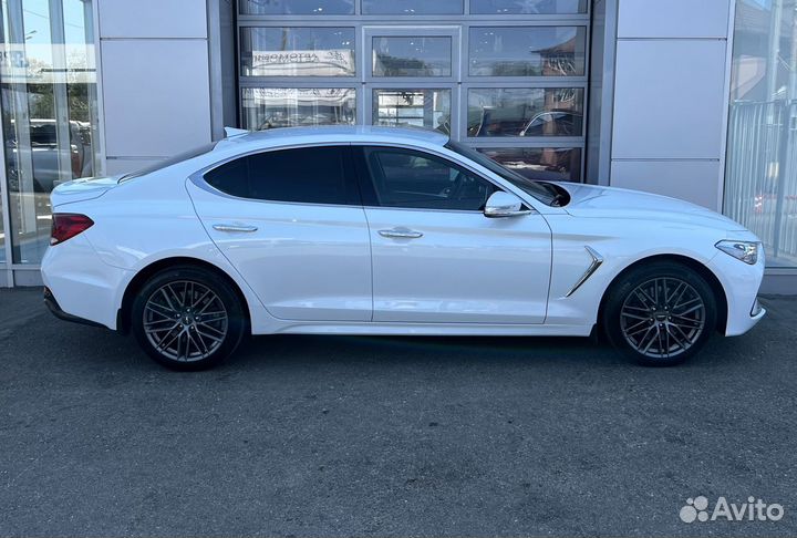 Genesis G70 2.0 AT, 2021, 58 101 км