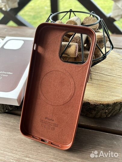 iPhone 14 Pro Max Кожаный чехол Коричневый