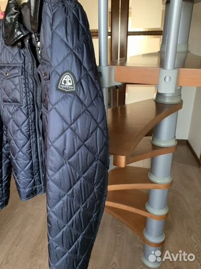 Куртка осенняя