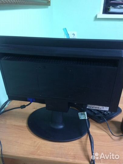 Монитор NEC