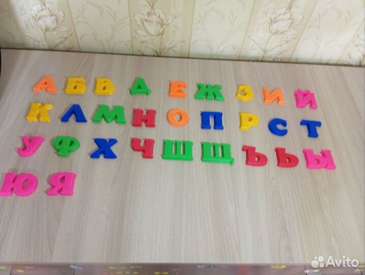 Магнитные буквы (Магнитная азбука)