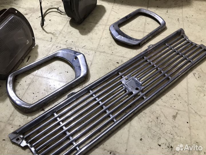 Набор хрома, фар и замка зажигания для москвича