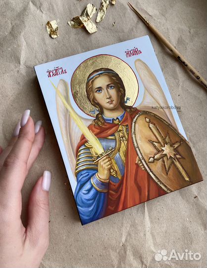 Живописная икона ручной работы Архангел Михаил