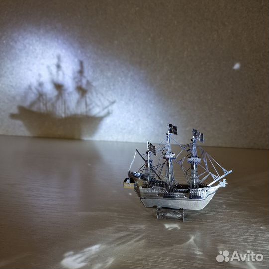 Металлическая 3D модель/макет корабля Golden Hind