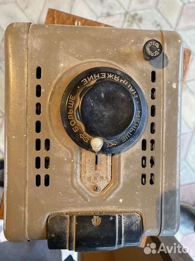 Автотрансформаторный регулятор напряжения