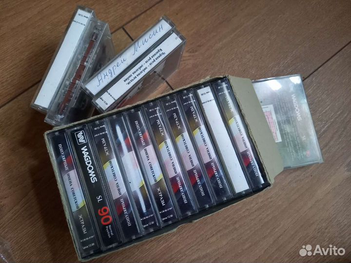 Кинопленка и аудио касеты