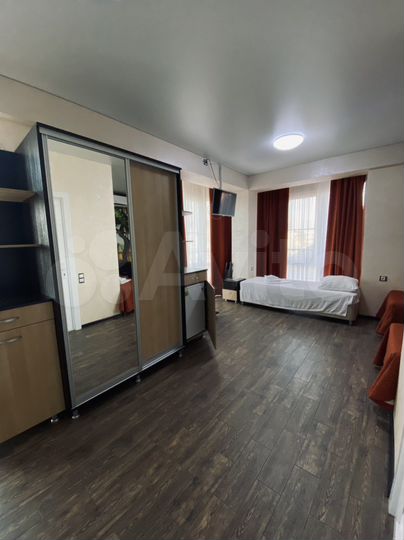 Комната 25 м², 2/4 эт.