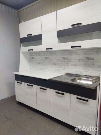 Кухонный гарнитур