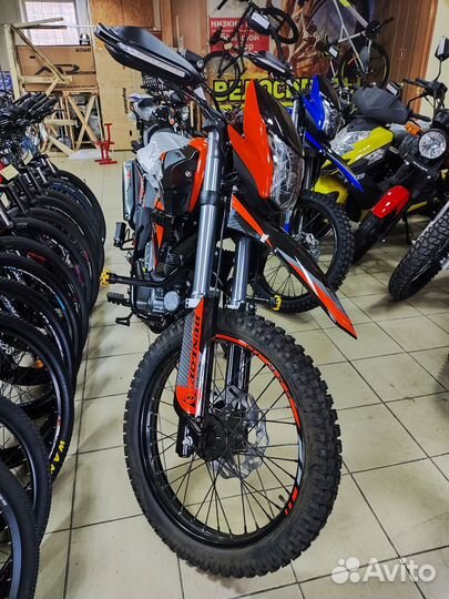 Новые Racer XSR 300