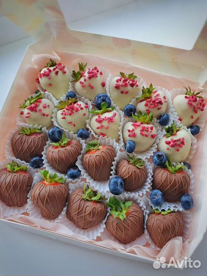 Клубника в бельгийском шоколаде в наличии