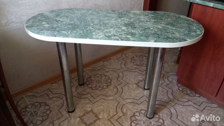 Кухонный стол бу