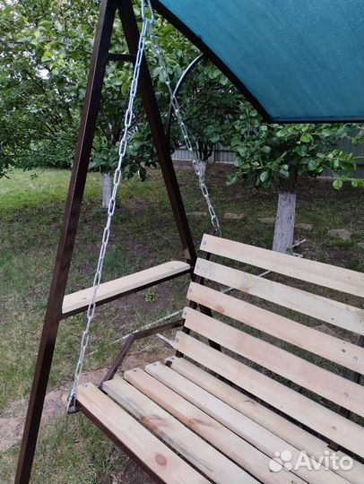 Садовые качели новые