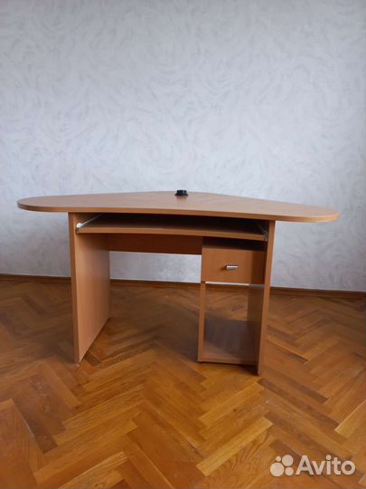 Компьютерный столик бу