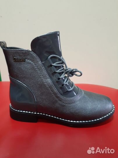 Ботинки весна. Новые