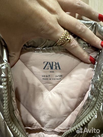 Жилетка на девочку Zara 128 р
