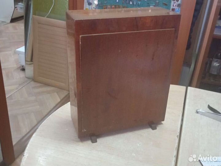 Настольные часы