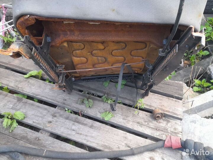 Сидушки передние на daewoo nexia