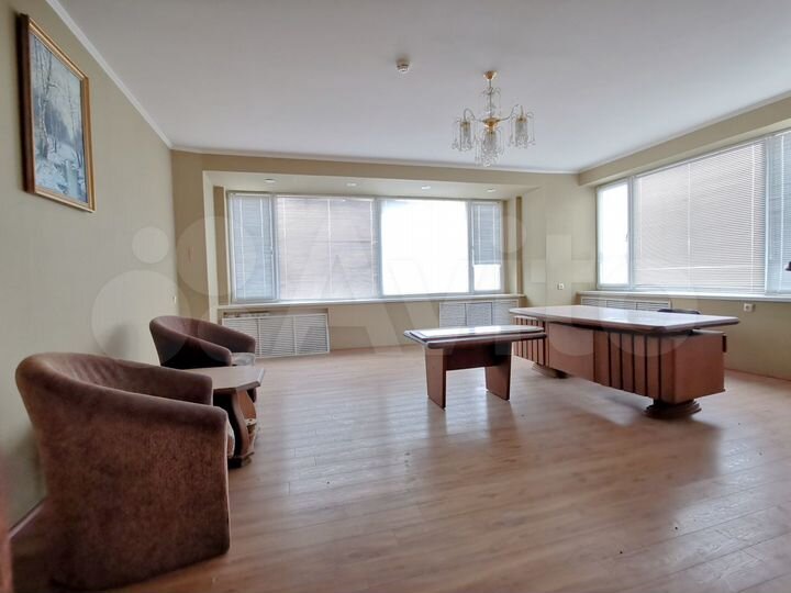 Офисное помещение 200м2, также от 18 м² до 2000 м²