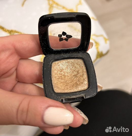 Тени для век