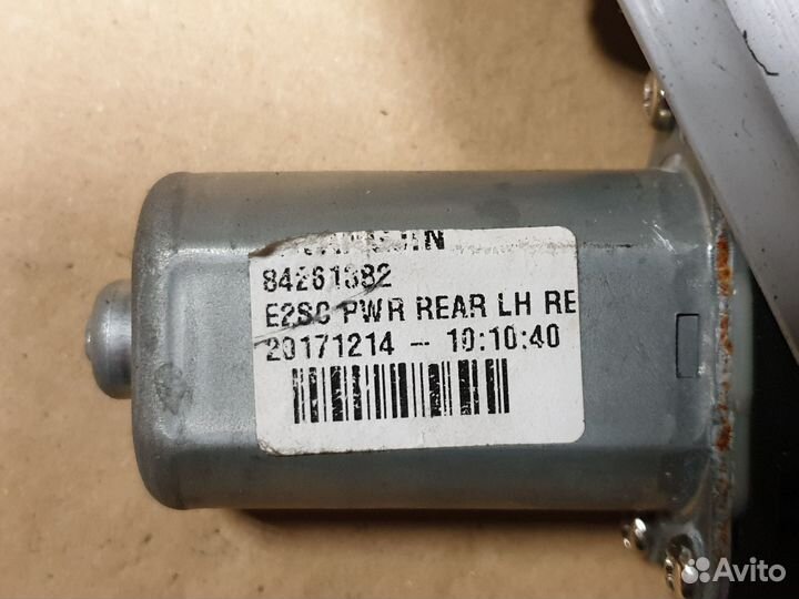 Стеклоподъемник электрический задний левый