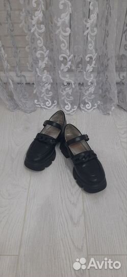 Туфли лоферы на девочку