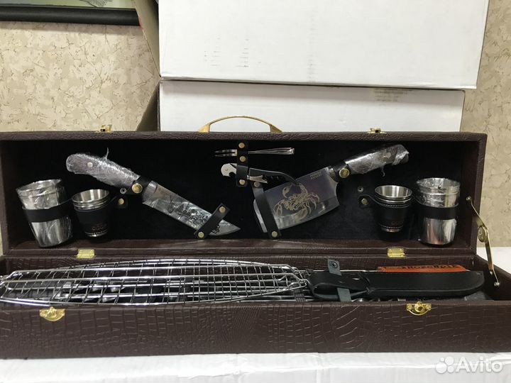 Шампура подарочные в кейсе