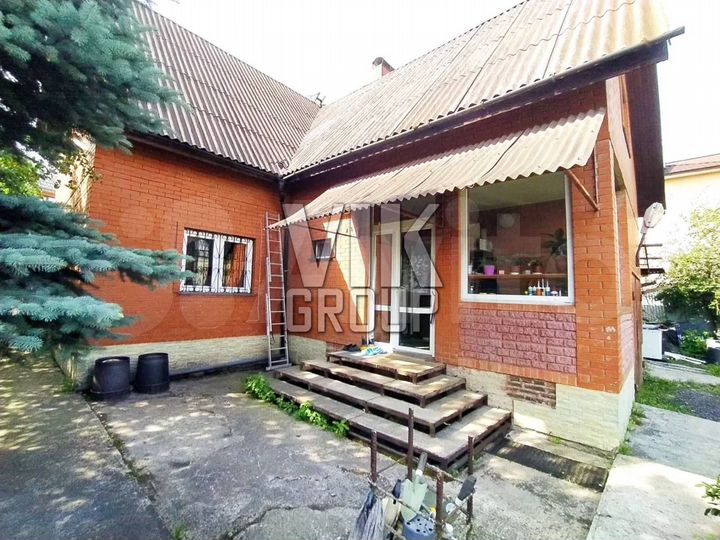 Дом 162 м² на участке 10,5 сот.