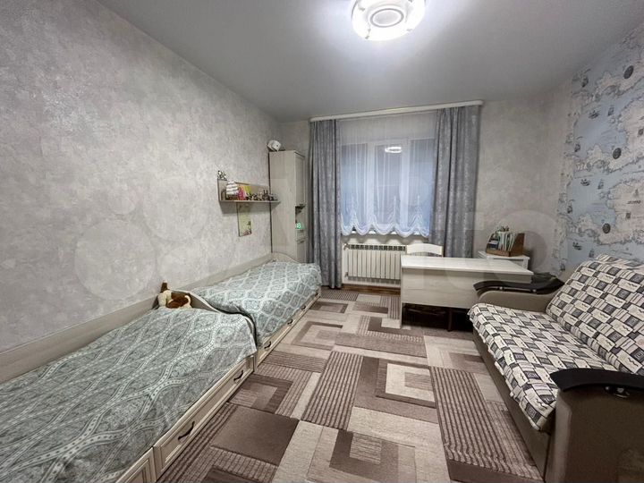 2-к. квартира, 67,5 м², 1/4 эт.
