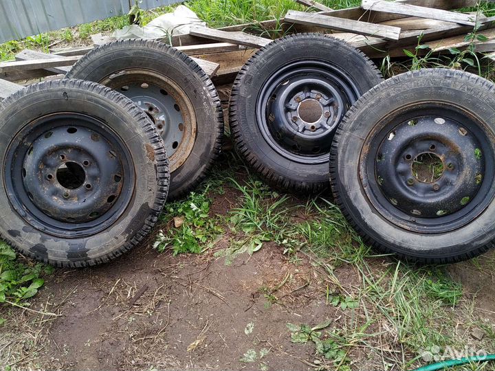 Штампованные диски на ниву r16