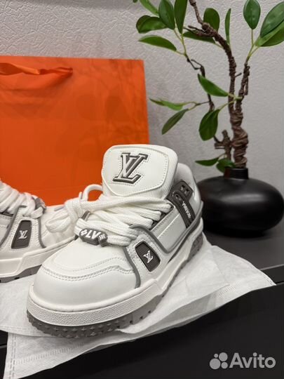 Louis vuitton женские кроссовки новые