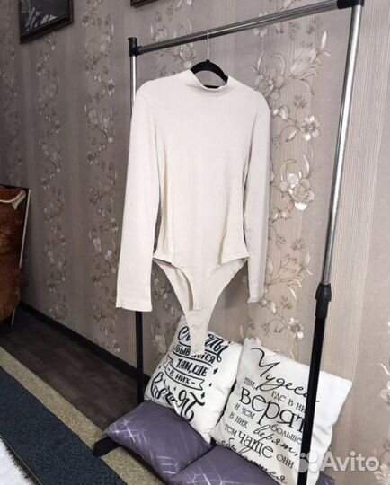 Боди с воротником