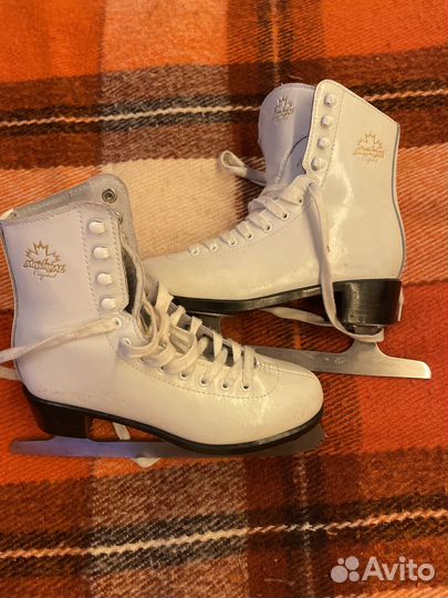 Коньки фигурные 35