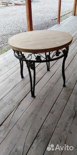 Стол, лавочка, дровница