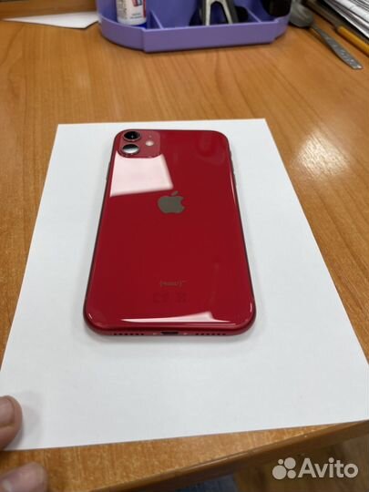 iPhone 11, 64 ГБ