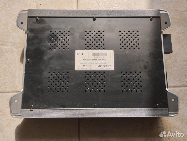 Усилитель Hertz EP4 с проводами