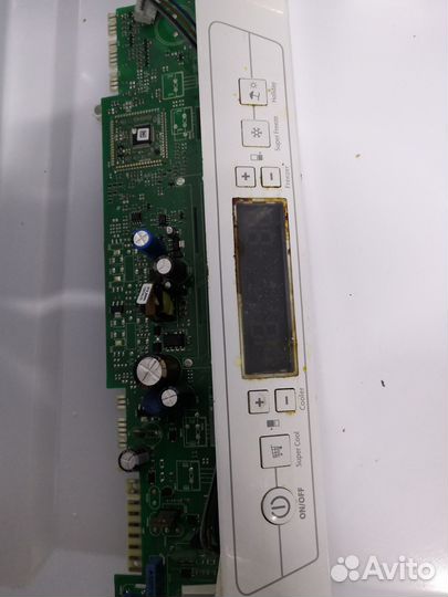Модуль для холодильника Ariston bcb33aae