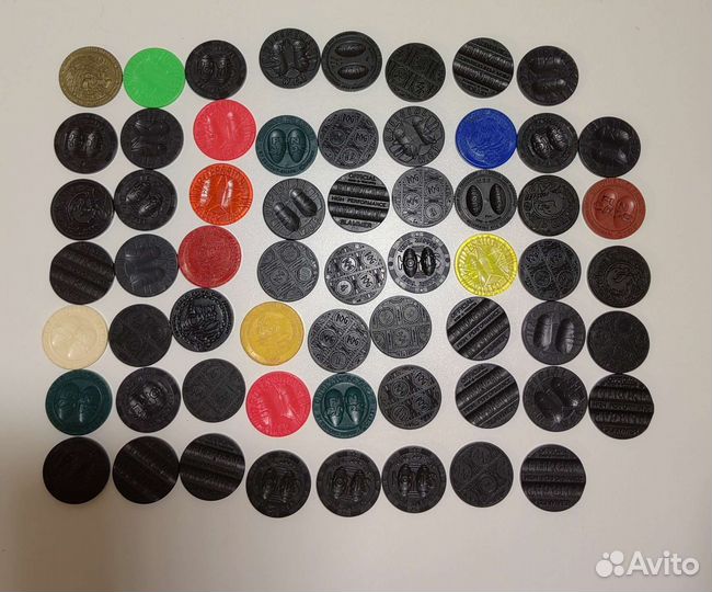 Биты, фишки, кепсы, сотки 90е