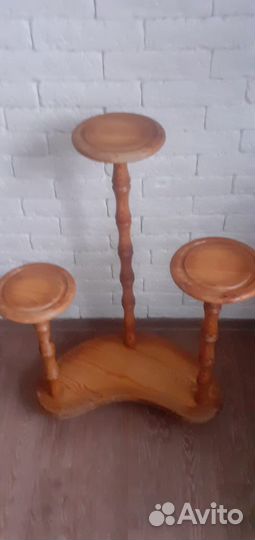 Подставка под цветы