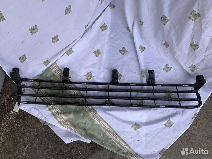 Решетка радиатора Lexus LX 5310260010