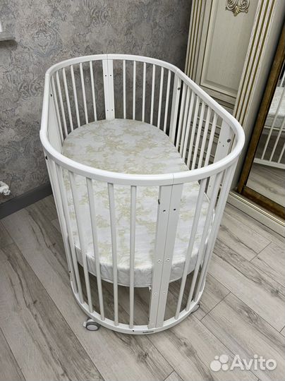 Коляска детская и кровать