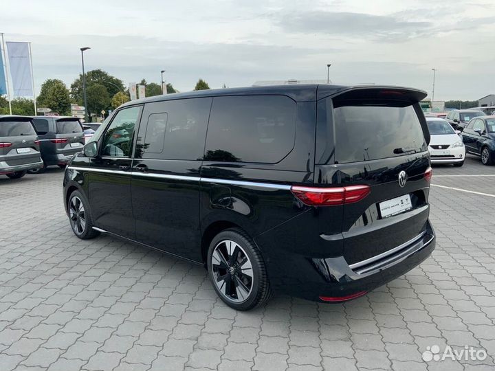 Volkswagen Multivan 2.0 AMT, 2024