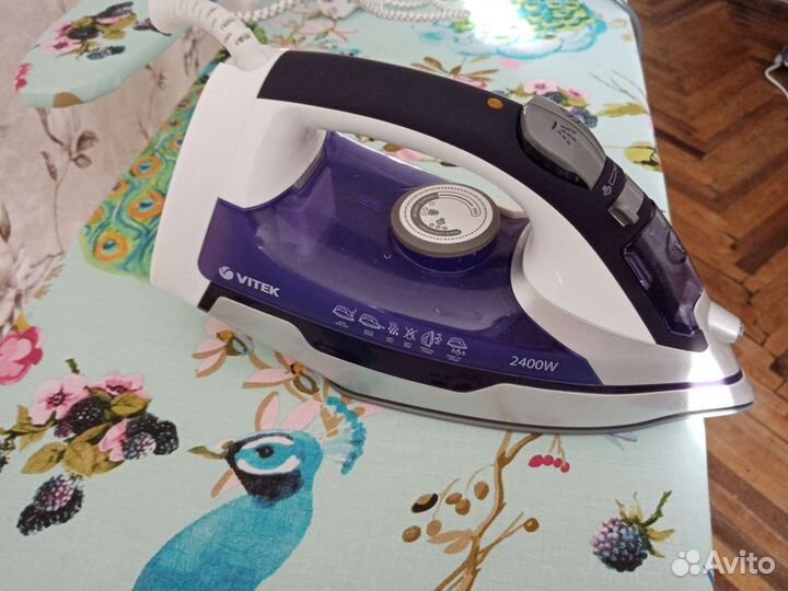 Утюг Vitek
