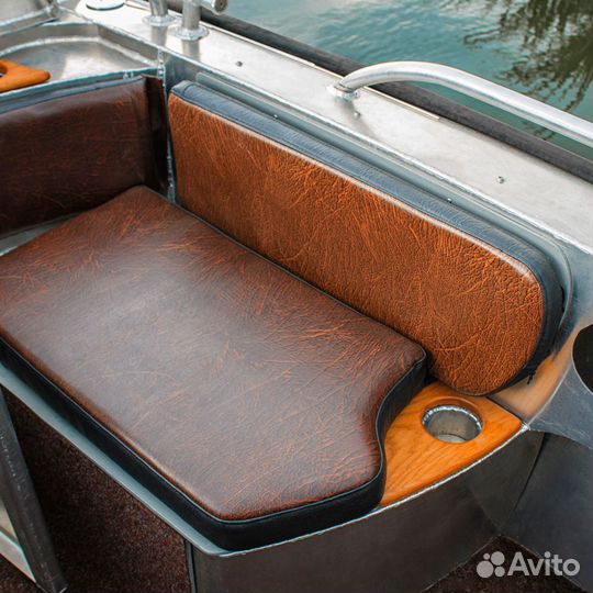 Катер алюминиевый Пантера 8000 с реданом