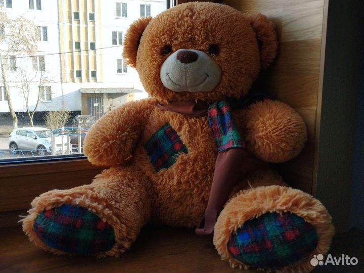 Плюшевый медведь