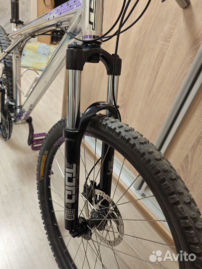 Велосипед GT Avalanche 1.0 Disc