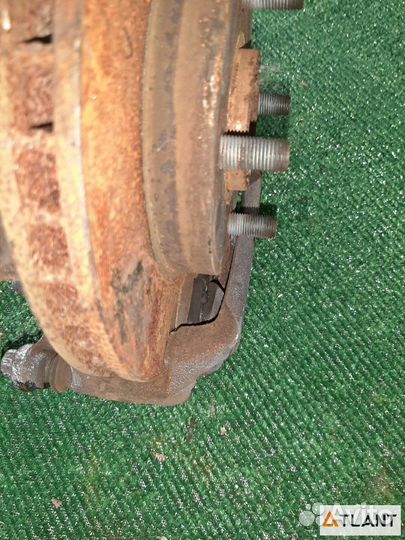 Ступица передняя правая nissan march