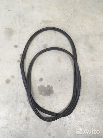 Уплотнитель багажника bmw е65 е66