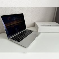 Macbook pro 13 2020 8/256