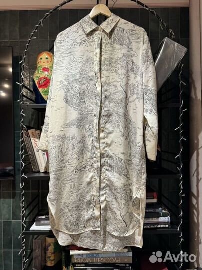 Шелковое платье-рубашка H&M